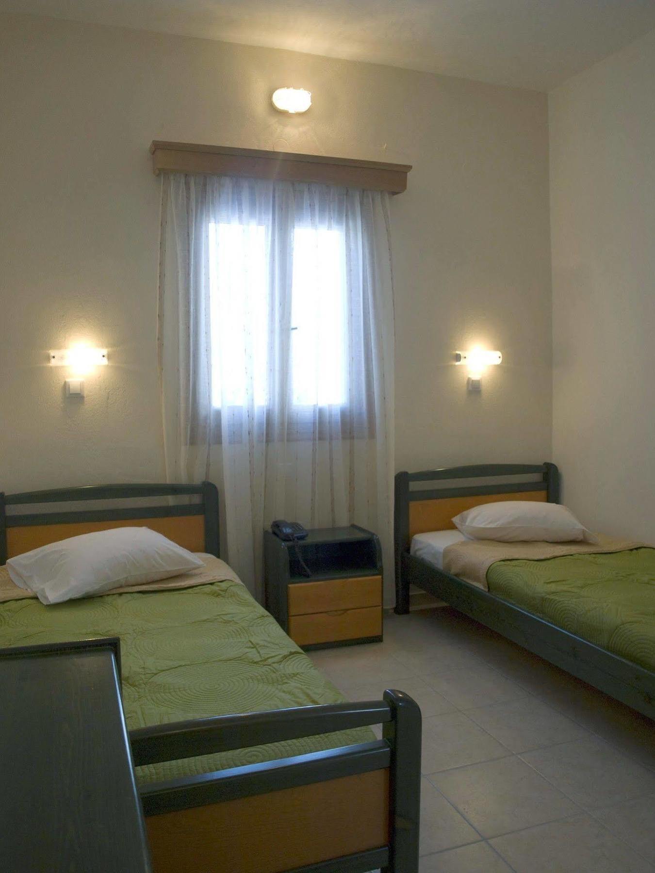 Galaxy Hotel Mylopotas Ngoại thất bức ảnh