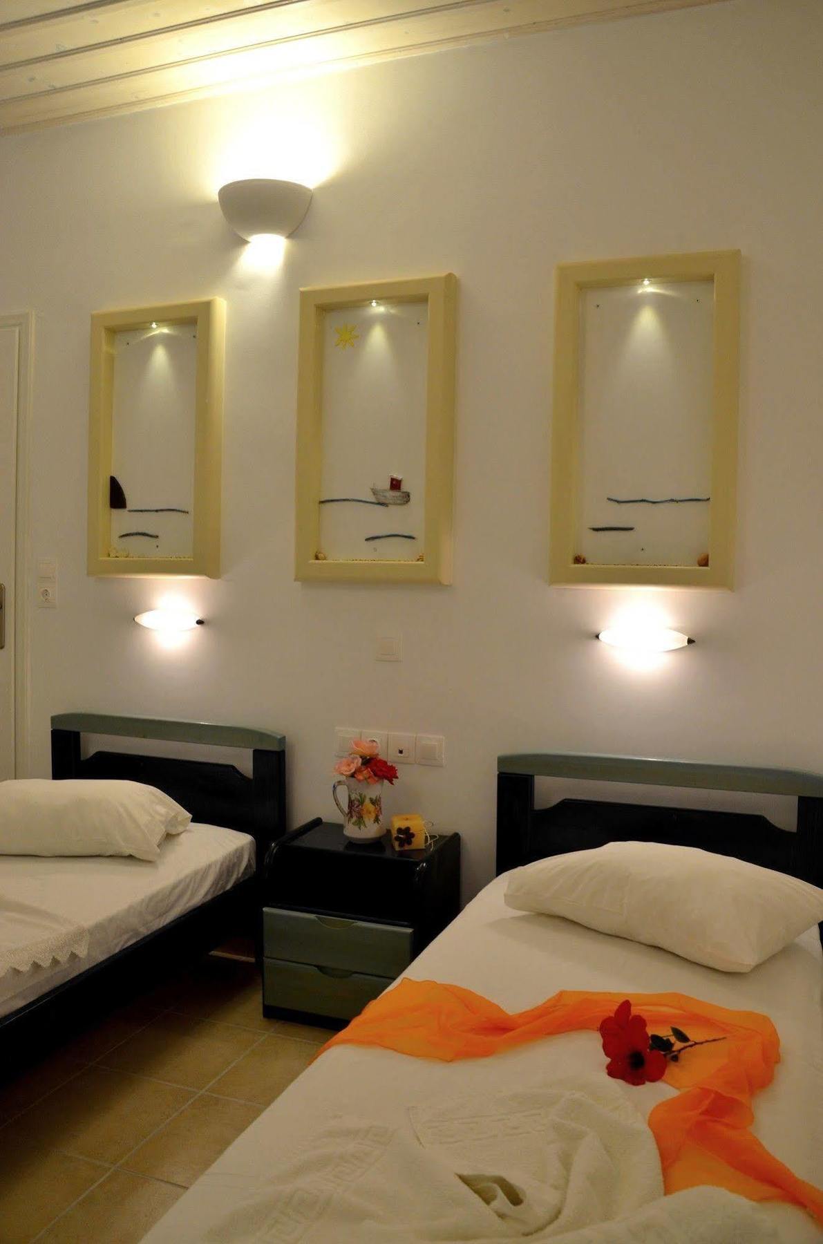 Galaxy Hotel Mylopotas Ngoại thất bức ảnh